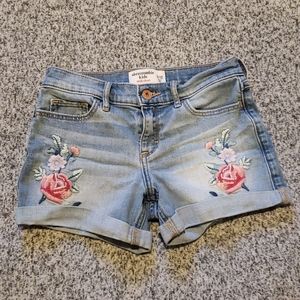Abercrombie Kids - Girls Shorts w/ Floral Design